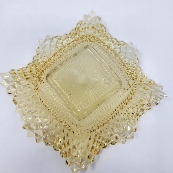 Vintage Amber Yellow Hobnail Diamond Cut Scallop Edge Glass Dish Set - Picture 5 of 10